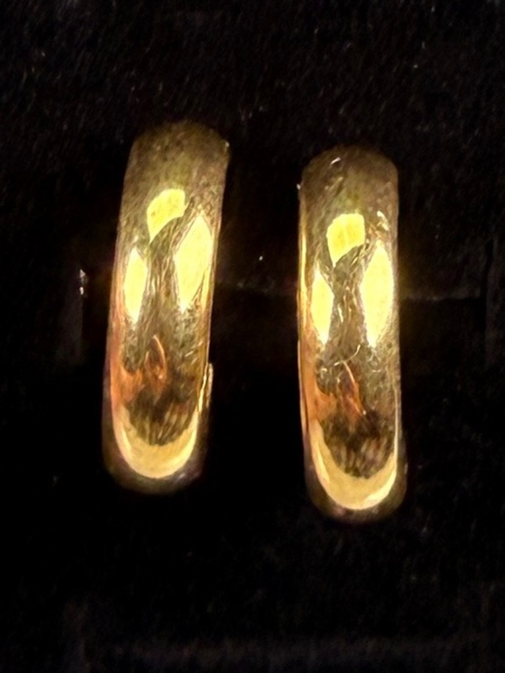 Beautiful, vintage, goldtone, minimalist half hoop costume clip on earrings